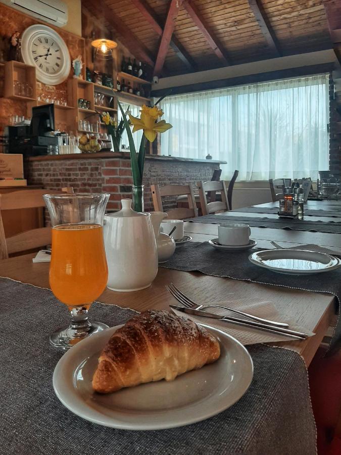 Hotel Roko Kaštela Eksteriør bilde